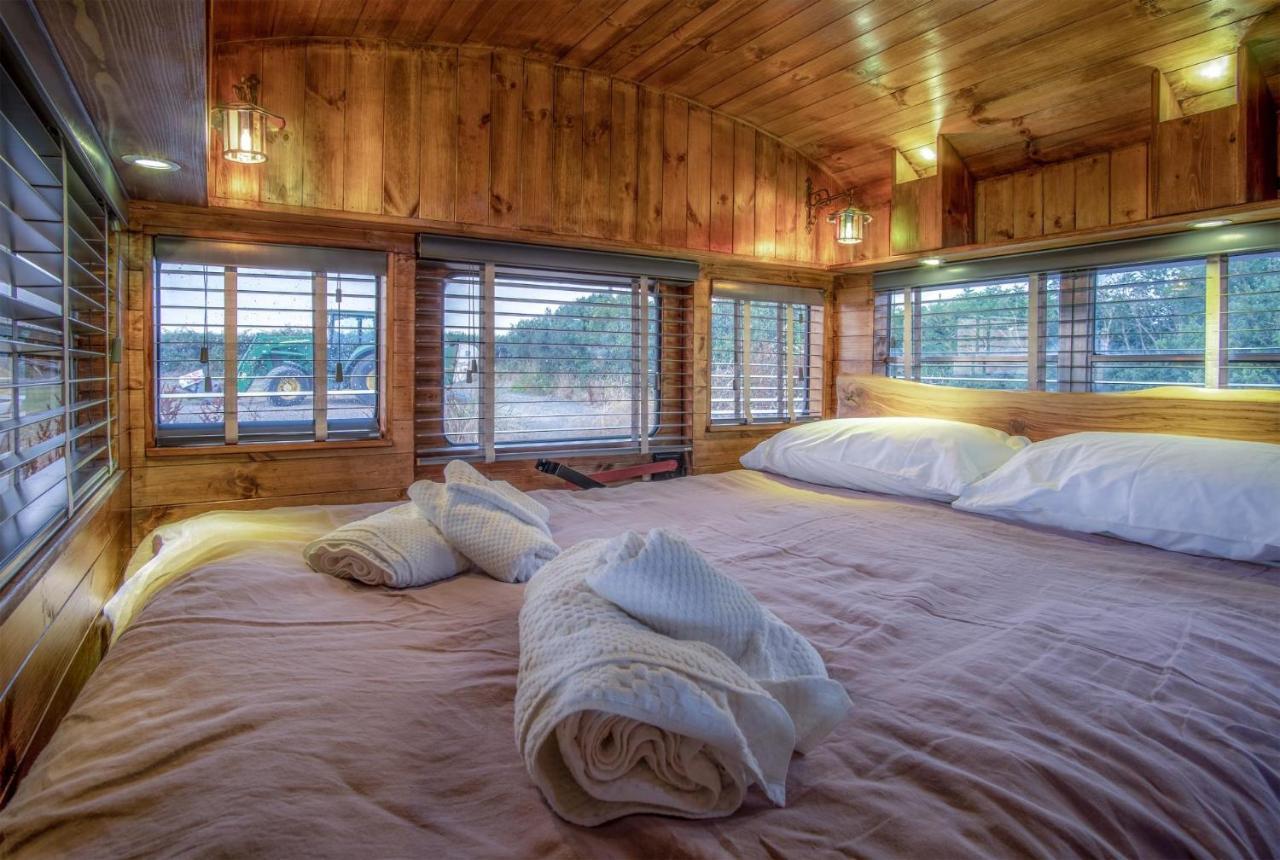 American School Bus - 1 Bedroom - Blossom Farm - Tiers Cross Johnston Exterior photo